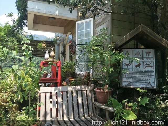 It’s ALICE CAFE&FOOD
