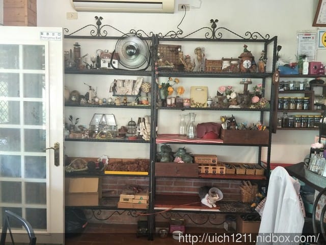 It’s ALICE CAFE&FOOD