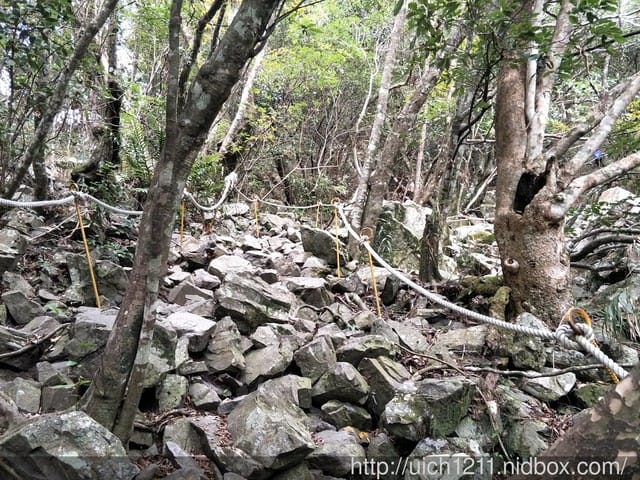 波津加山