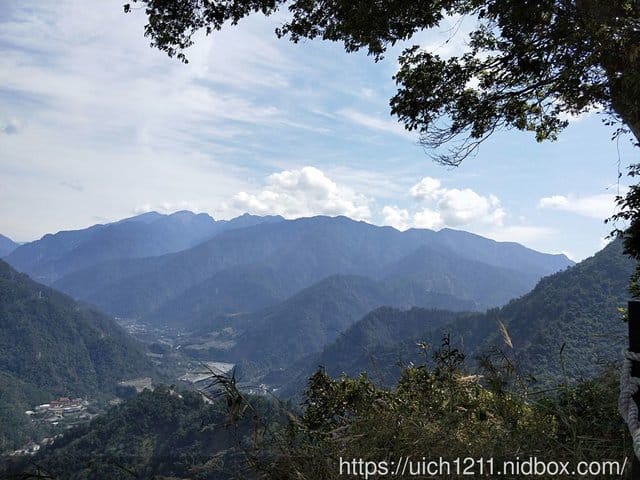 白毛山