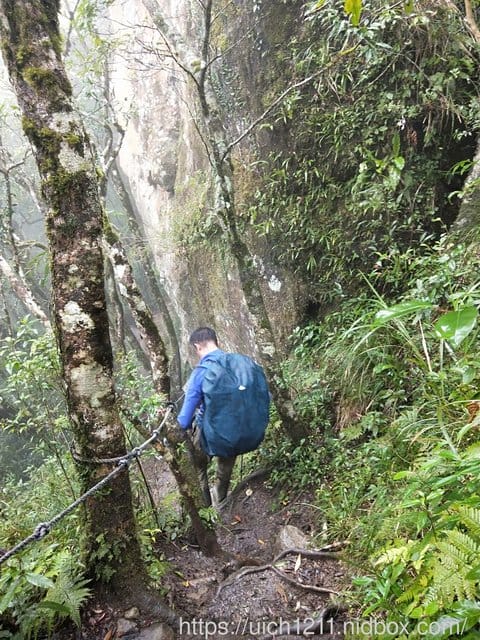 都蘭山