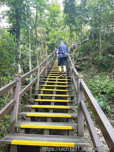 涼山瀑布