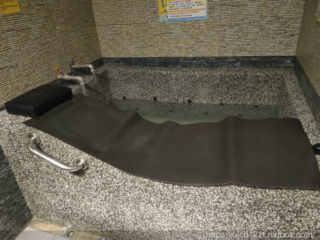 花蓮鯉魚潭露營渡假村