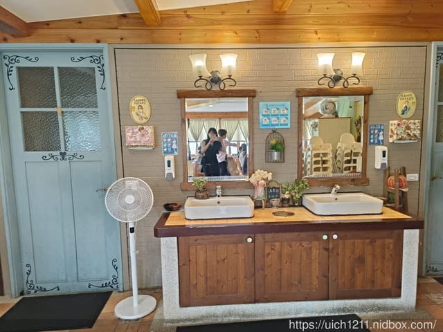 儷池咖啡屋